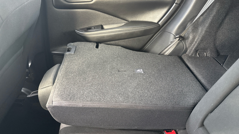 Nissan Qashqai 1.3 DiG-T MH N-Connecta 5dr Petrol Hatchback